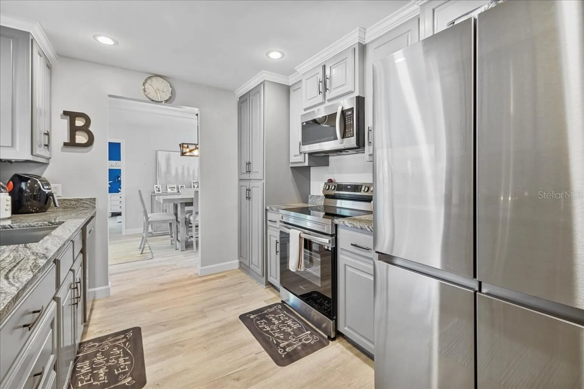 206 SE 45th Terrace Cape Coral FL 33904