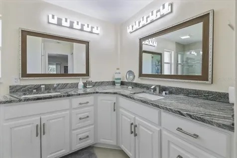 206 SE 45th Terrace Cape Coral FL 33904