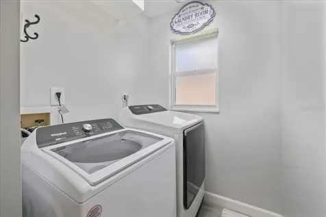 206 SE 45th Terrace Cape Coral FL 33904