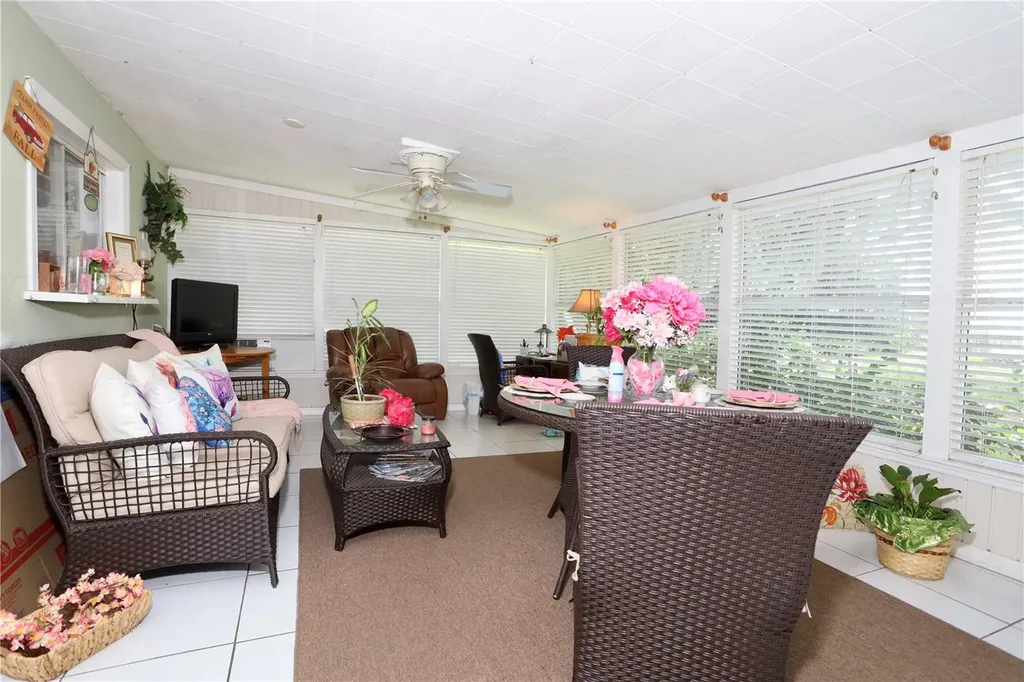 860 Oak Shore Drive St Cloud FL 34771