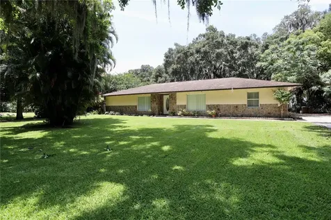 860 Oak Shore Drive St Cloud FL 34771
