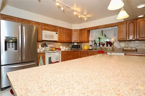 860 Oak Shore Drive St Cloud FL 34771