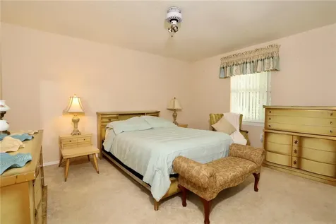 860 Oak Shore Drive St Cloud FL 34771