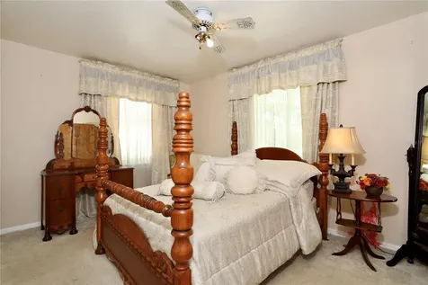 860 Oak Shore Drive St Cloud FL 34771