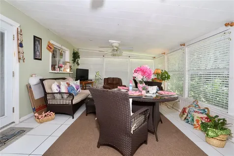 860 Oak Shore Drive St Cloud FL 34771