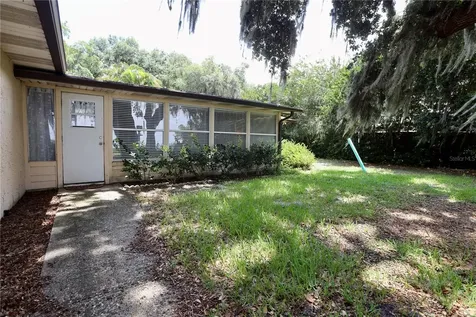 860 Oak Shore Drive St Cloud FL 34771