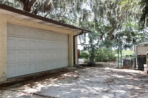 860 Oak Shore Drive St Cloud FL 34771
