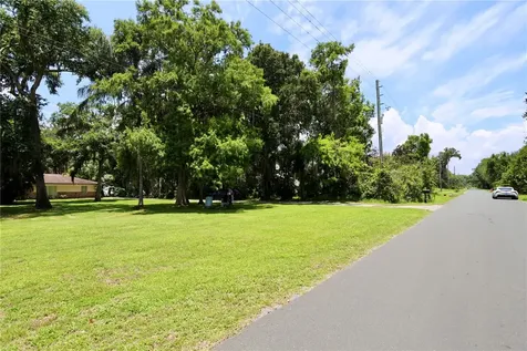 860 Oak Shore Drive St Cloud FL 34771