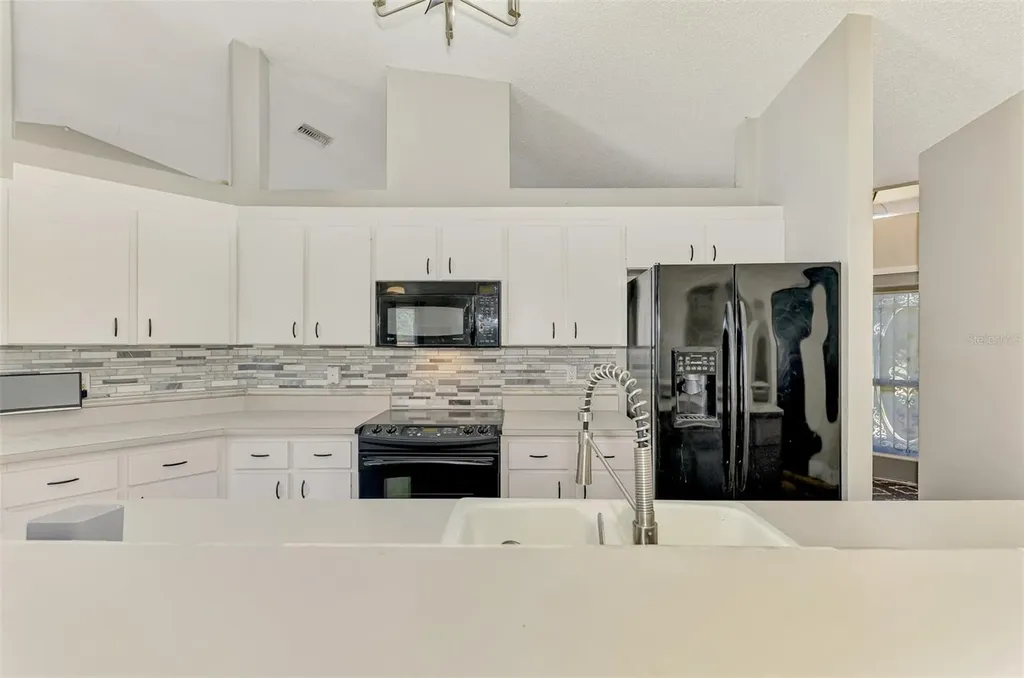5742 39th Street Circle E Bradenton FL 34203