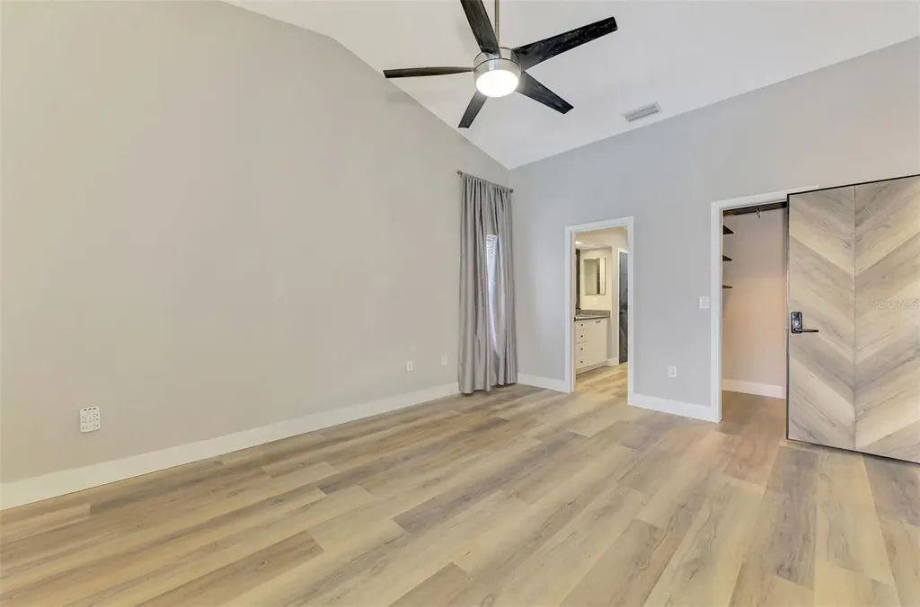 5742 39th Street Circle E Bradenton FL 34203