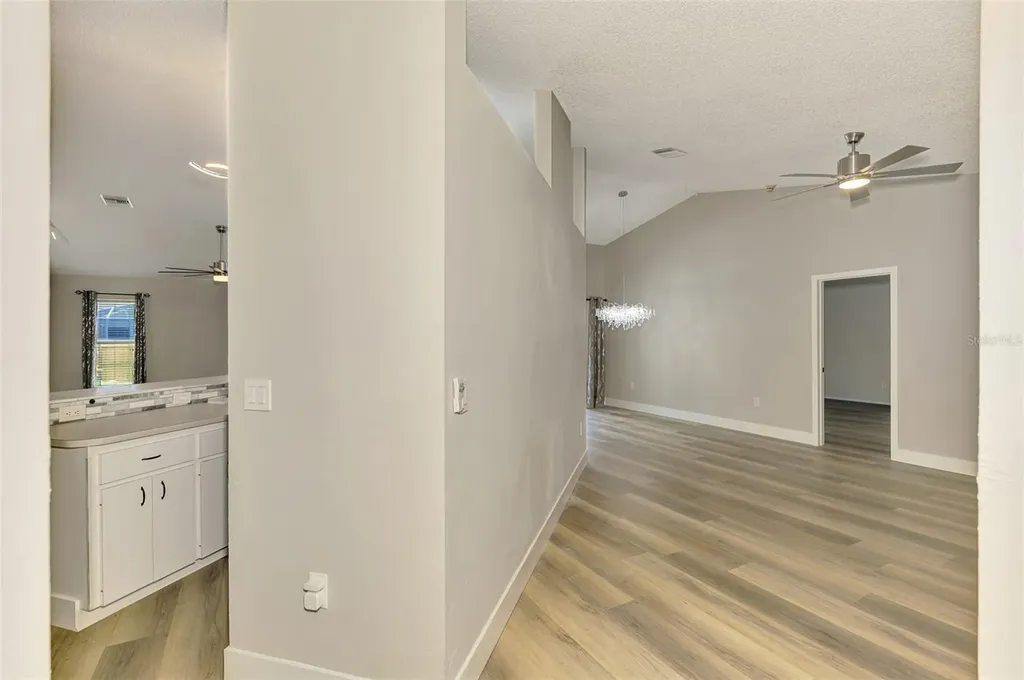 5742 39th Street Circle E Bradenton FL 34203