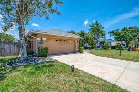 5742 39TH Street Circle E Bradenton FL 34203