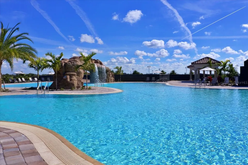 18028 Gawthrop Drive Bradenton FL 34211