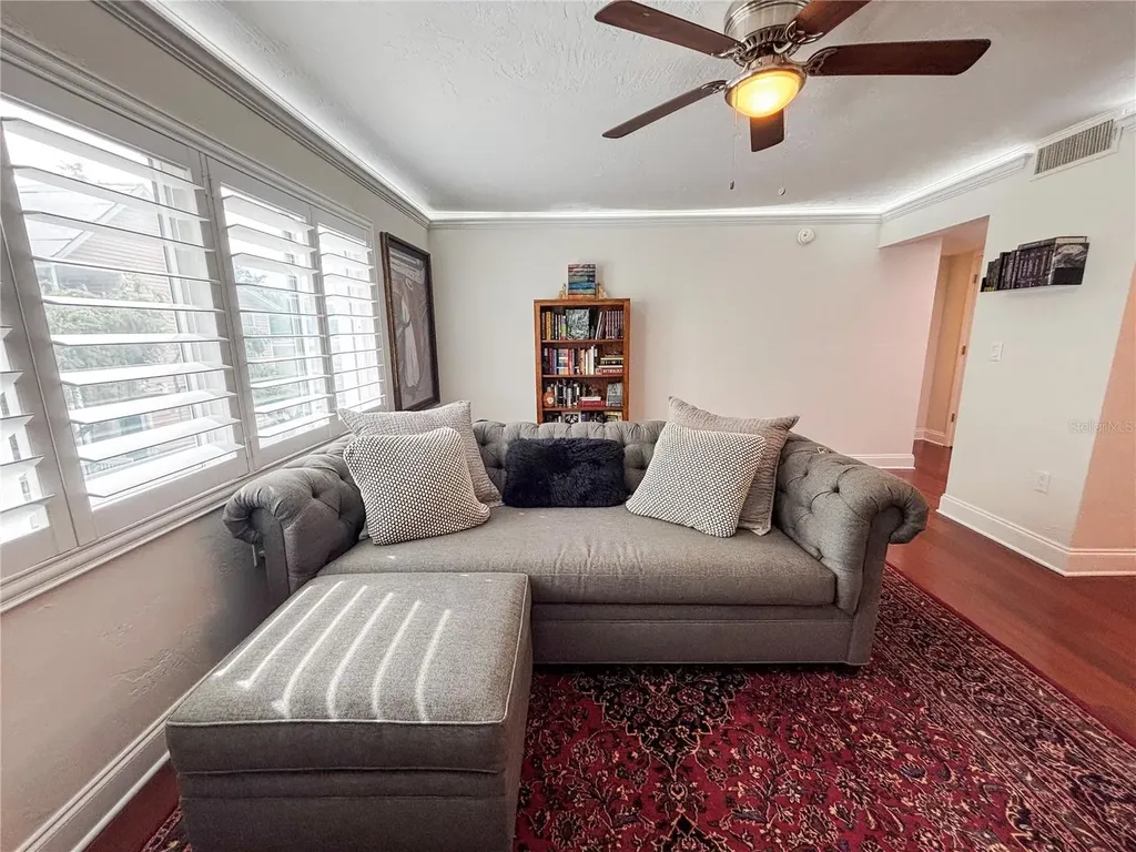 210 5th Avenue S St Petersburg FL 33701