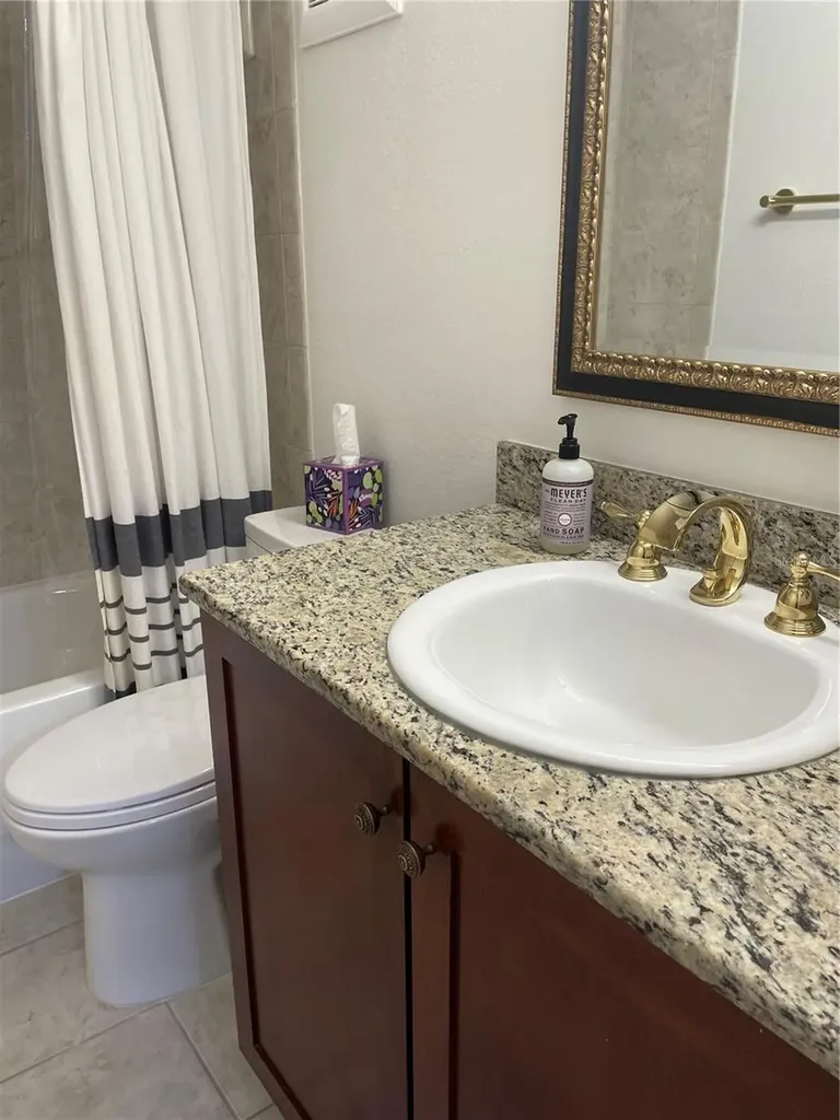 210 5th Avenue S St Petersburg FL 33701