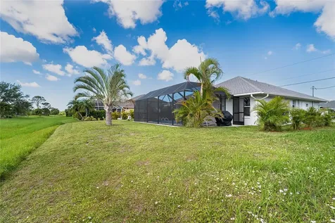 217 Mariner Lane Rotonda West FL 33947