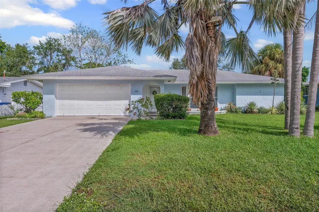 139 Adair Avenue Sarasota FL 34243