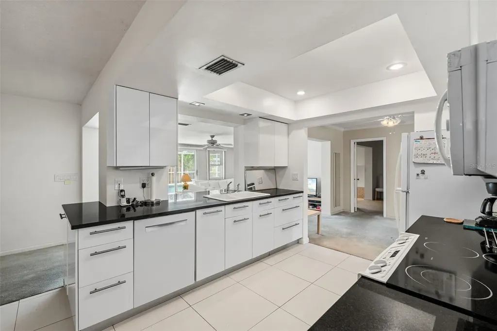 139 Adair Avenue Sarasota FL 34243