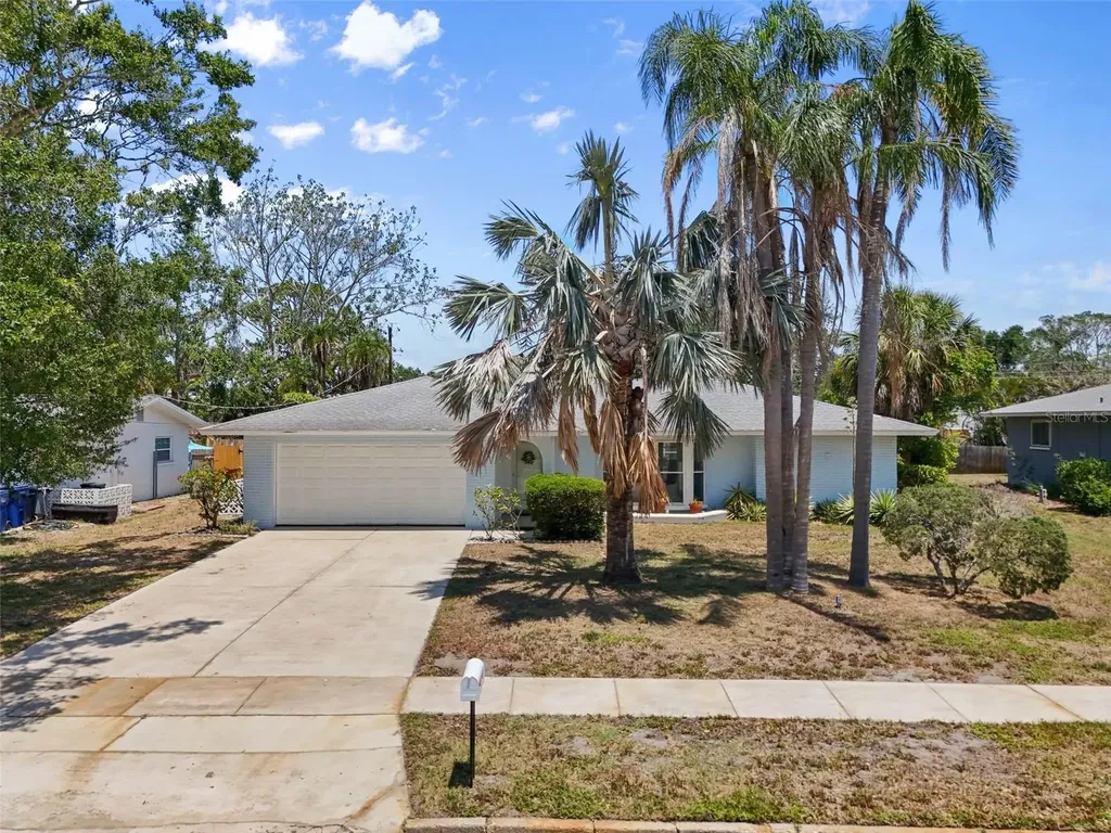 139 Adair Avenue Sarasota FL 34243