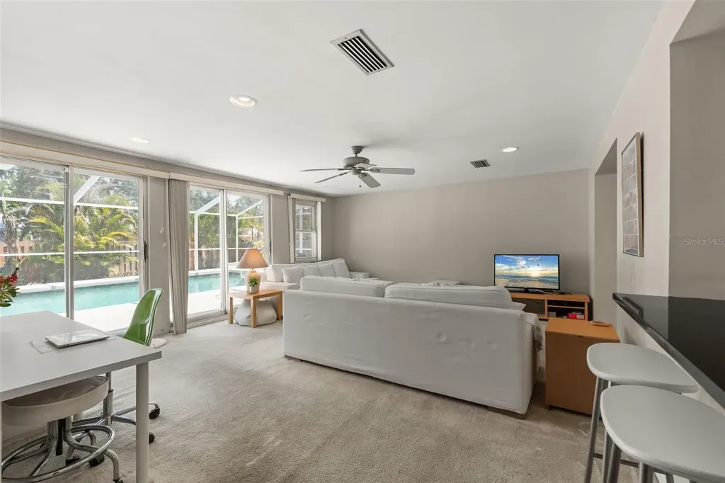 139 Adair Avenue Sarasota FL 34243