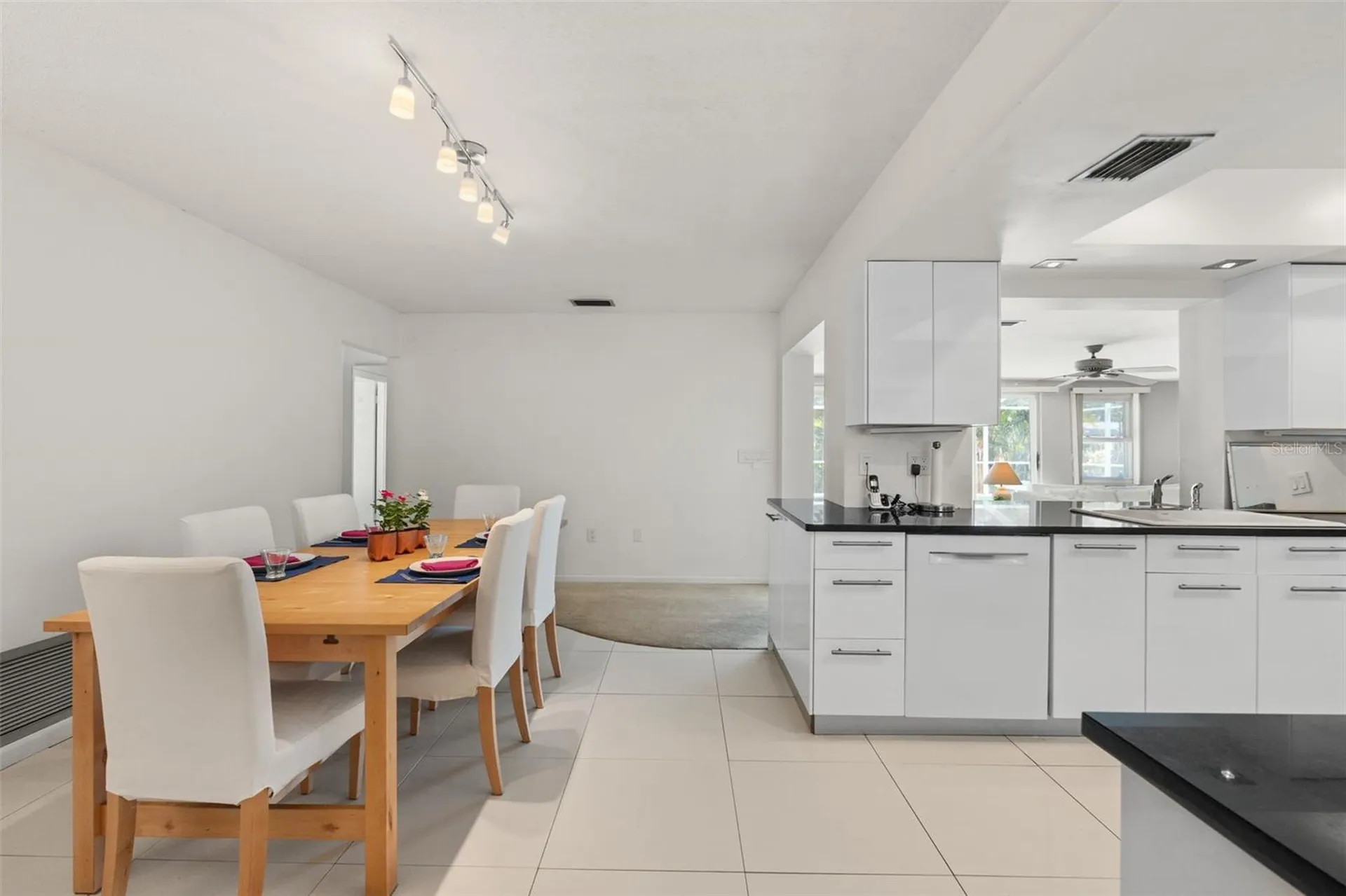 139 Adair Avenue Sarasota FL 34243
