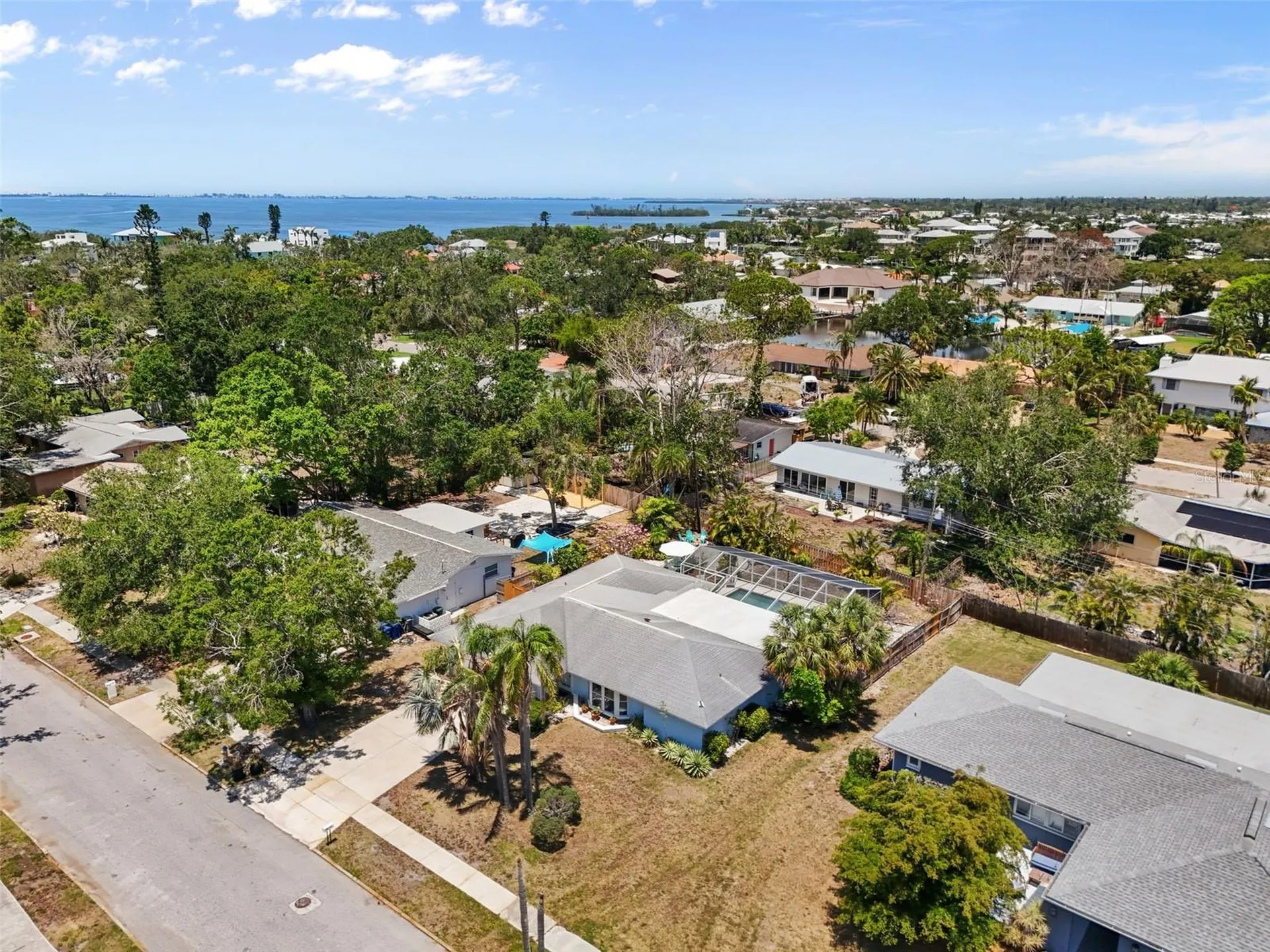139 Adair Avenue Sarasota FL 34243