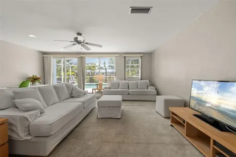 139 Adair Avenue Sarasota FL 34243