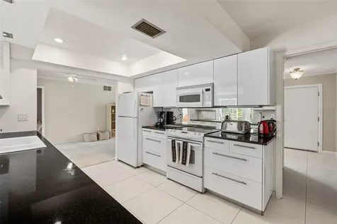 139 Adair Avenue Sarasota FL 34243