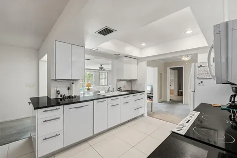 139 Adair Avenue Sarasota FL 34243