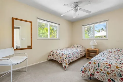 139 Adair Avenue Sarasota FL 34243