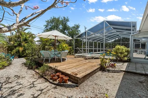 139 Adair Avenue Sarasota FL 34243