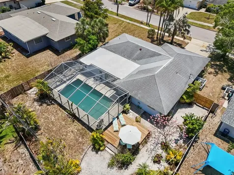 139 Adair Avenue Sarasota FL 34243