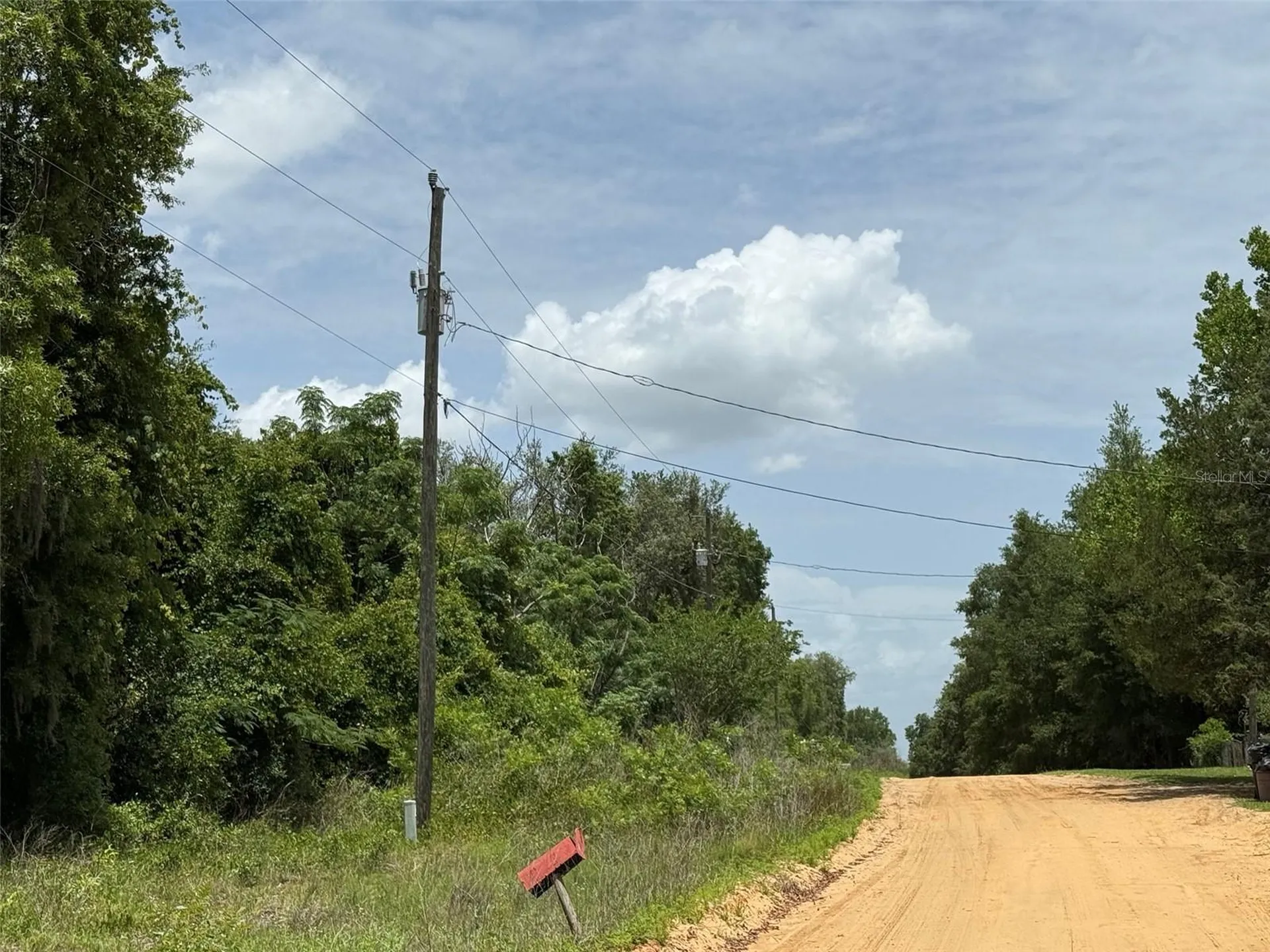 604 Kitty Interlachen FL 32148