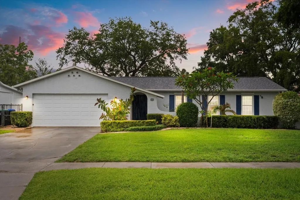 7011 Archwood Drive Orlando FL 32819