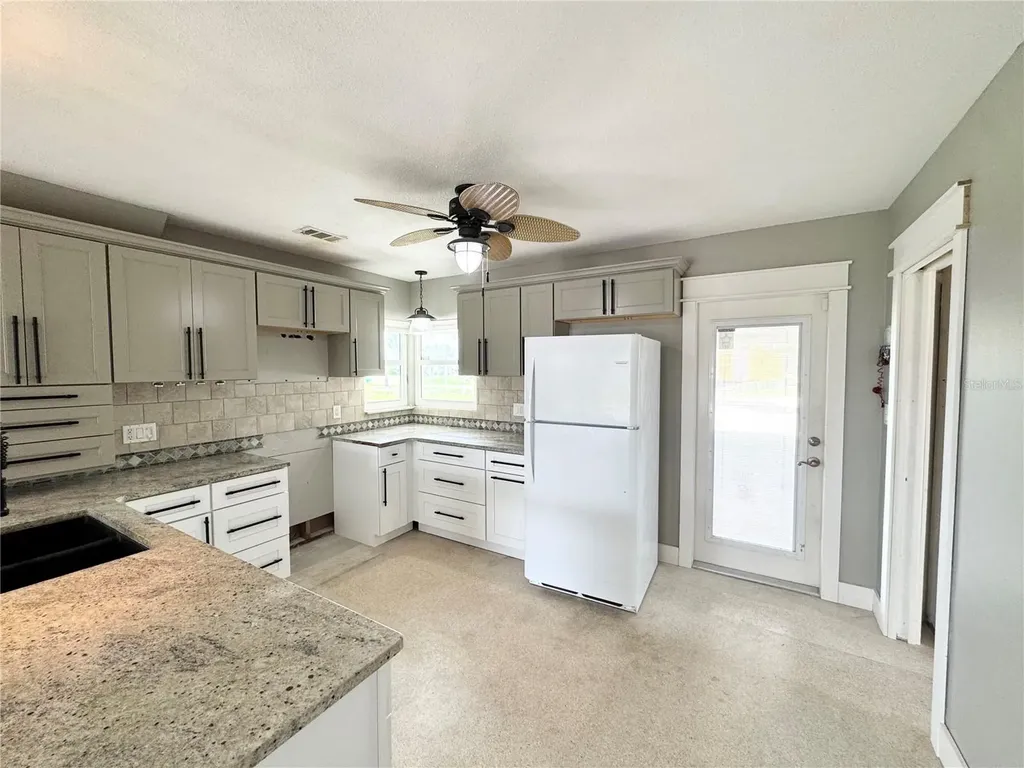 104 Pops Lane Nokomis FL 34275