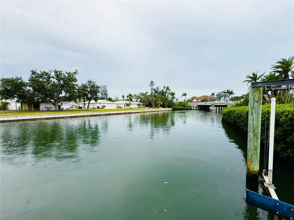 104 Pops Lane Nokomis FL 34275