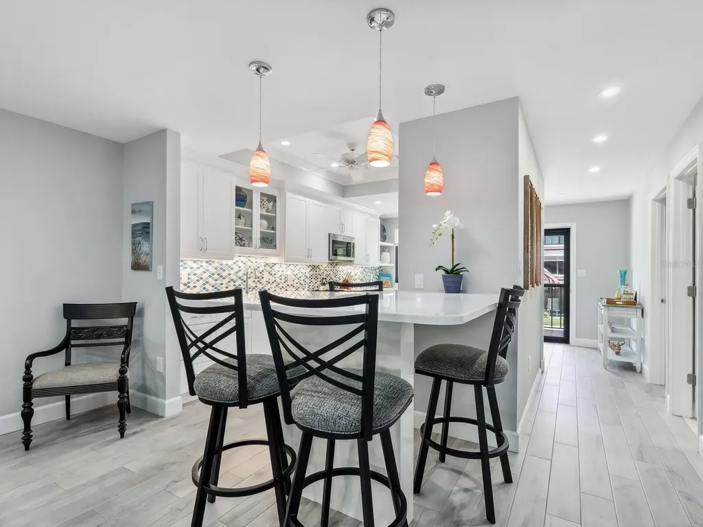 6281 Midnight Pass Road Sarasota FL 34242