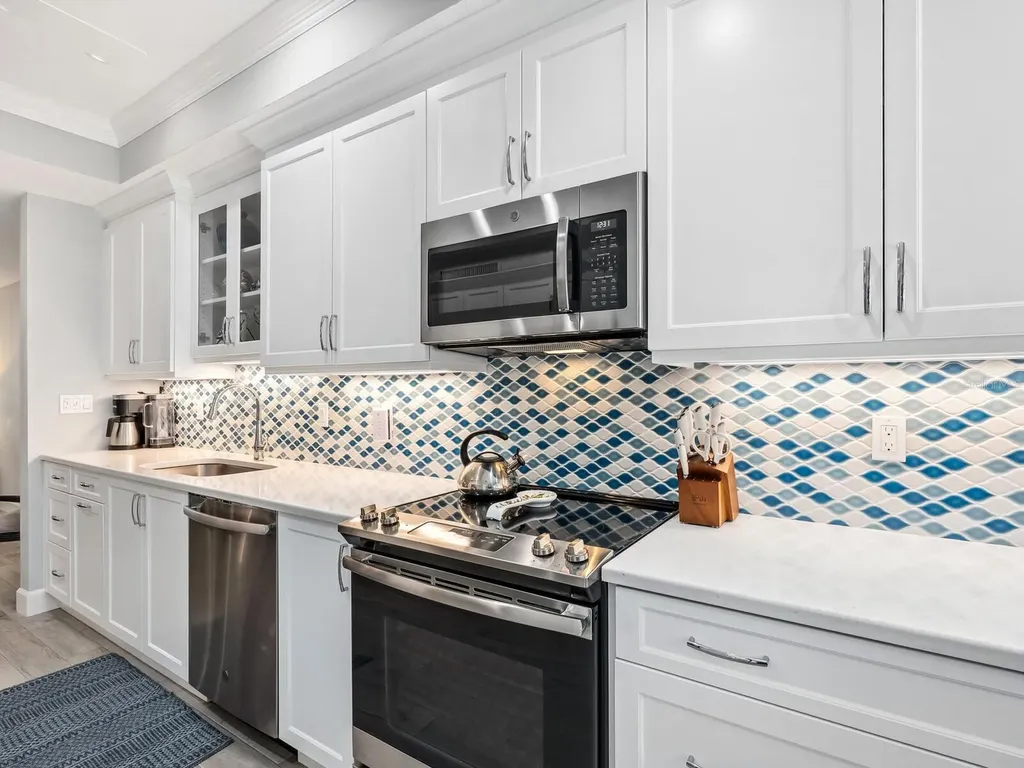 6281 Midnight Pass Road Sarasota FL 34242