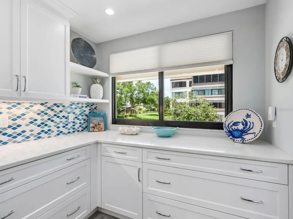 6281 Midnight Pass Road Sarasota FL 34242