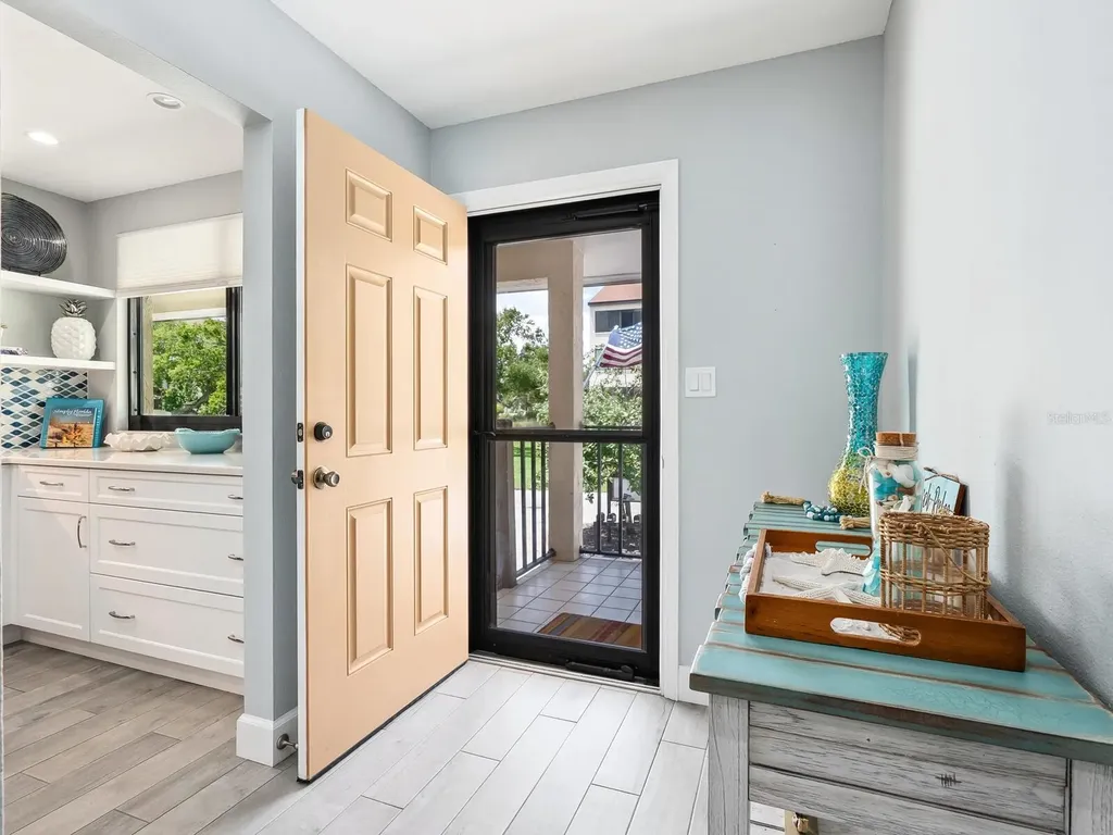 6281 Midnight Pass Road Sarasota FL 34242