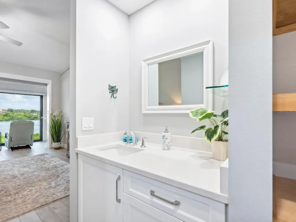 6281 Midnight Pass Road Sarasota FL 34242