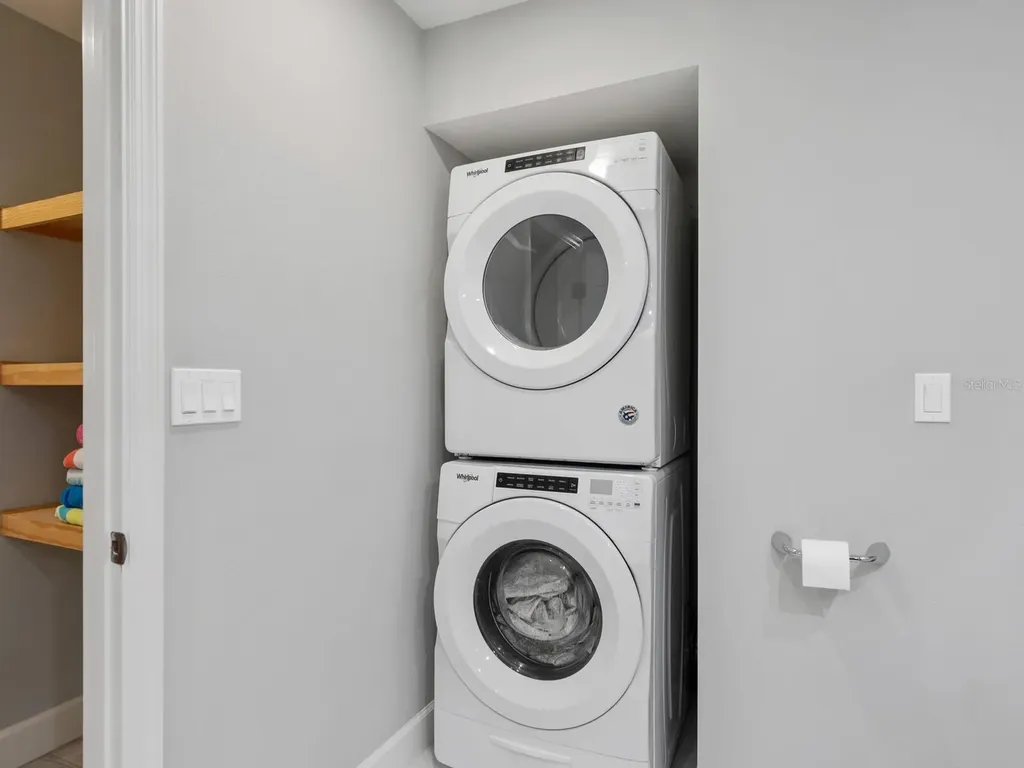 6281 Midnight Pass Road Sarasota FL 34242