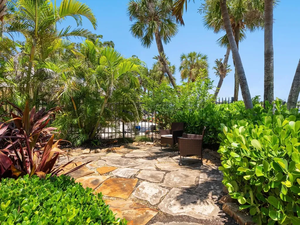 6281 Midnight Pass Road Sarasota FL 34242