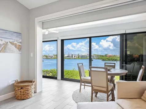 6281 Midnight Pass Road Sarasota FL 34242