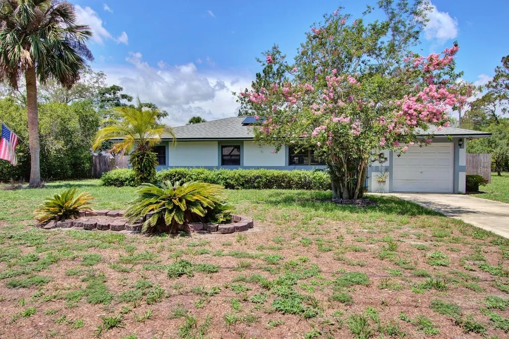 1828 West Parkway Deland FL 32724