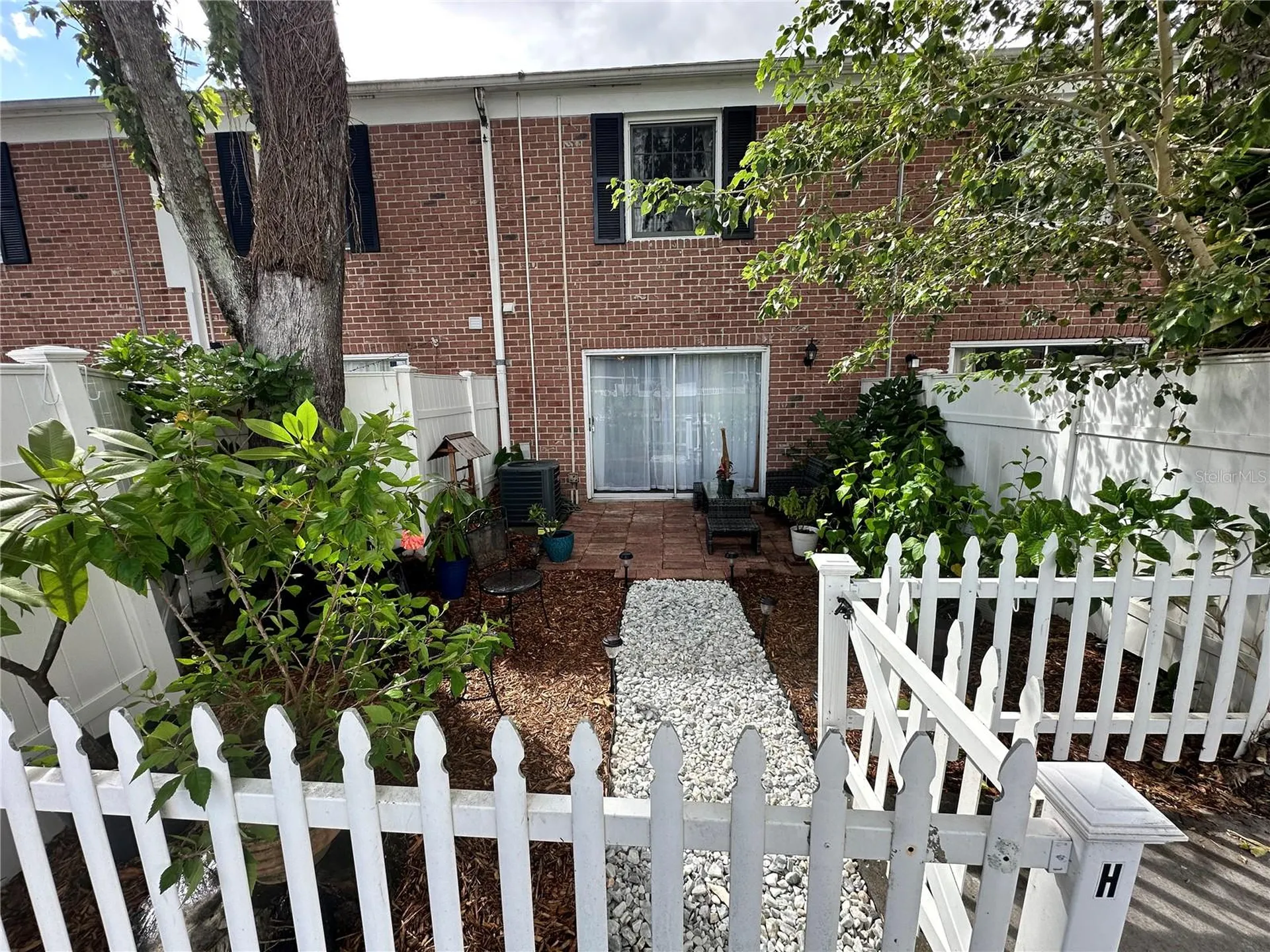 13709 Juniper Blossom Drive Tampa FL 33618