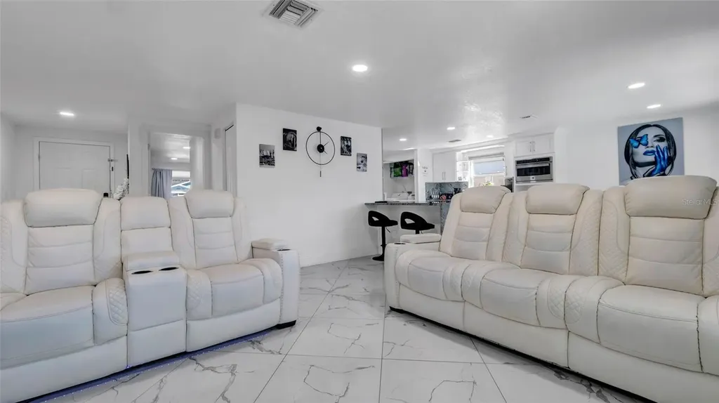 12416 Queensland Lane Tampa FL 33625