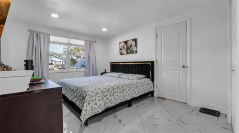 12416 Queensland Lane Tampa FL 33625