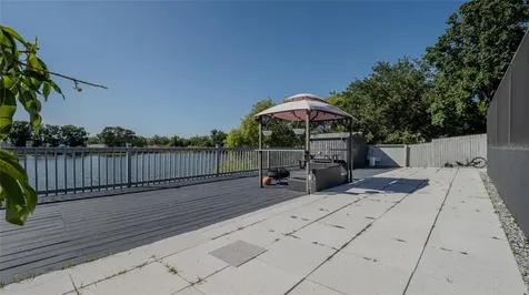 12416 Queensland Lane Tampa FL 33625