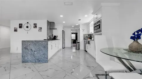 12416 Queensland Lane Tampa FL 33625
